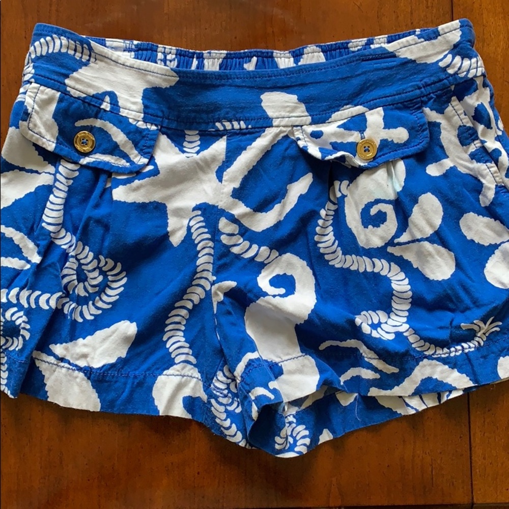 Lilly Pulitzer women’s shorts. Size Medium